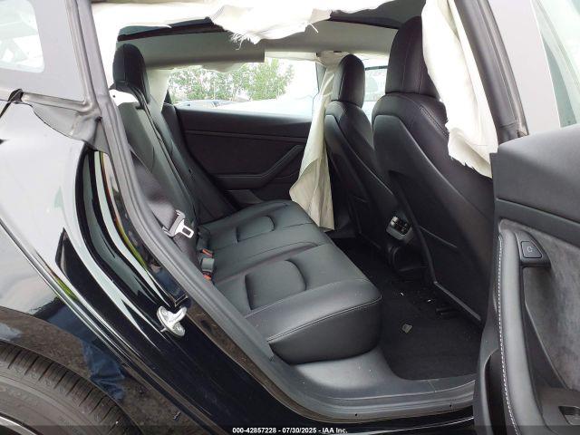 Tesla Model 3 Long Range Dual Motor All-wheel Drive Image 5