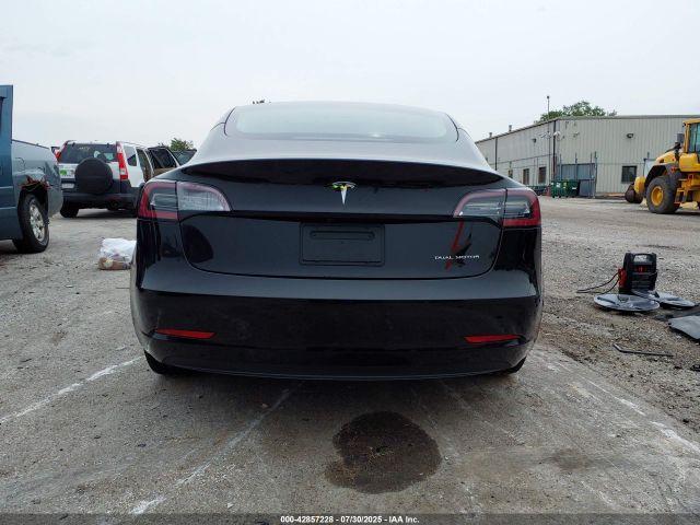 Tesla Model 3 Long Range Dual Motor All-wheel Drive Image 18