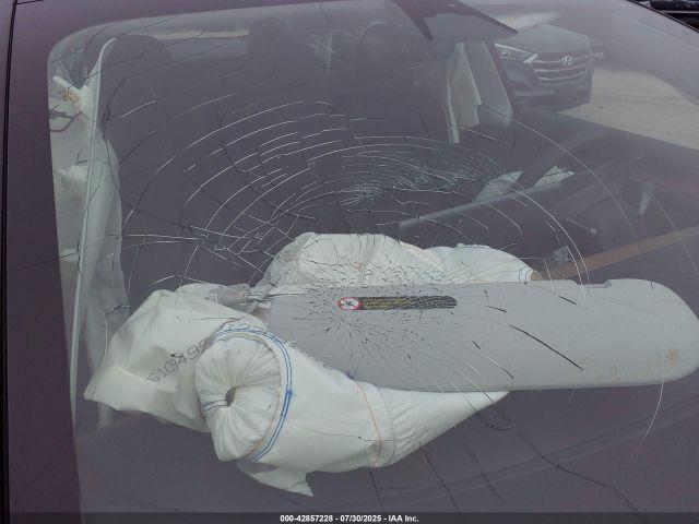 Tesla Model 3 Long Range Dual Motor All-wheel Drive Image 15