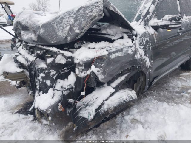 Ford Explorer Xlt Image 12