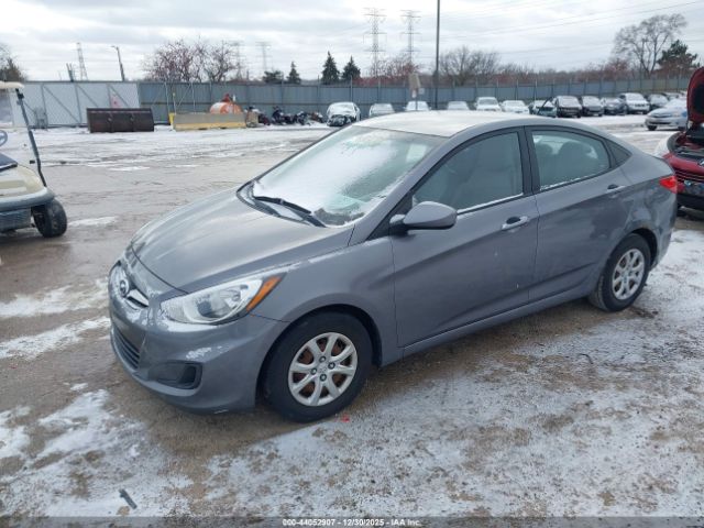 Hyundai ACCENT Gls Image 3