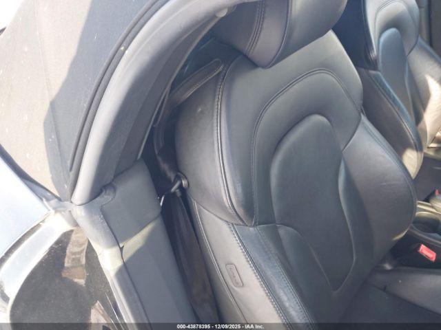 Audi TT 2.0t Image 11