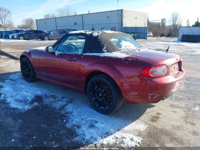 Mazda MX-5 Miata Touring Image 8