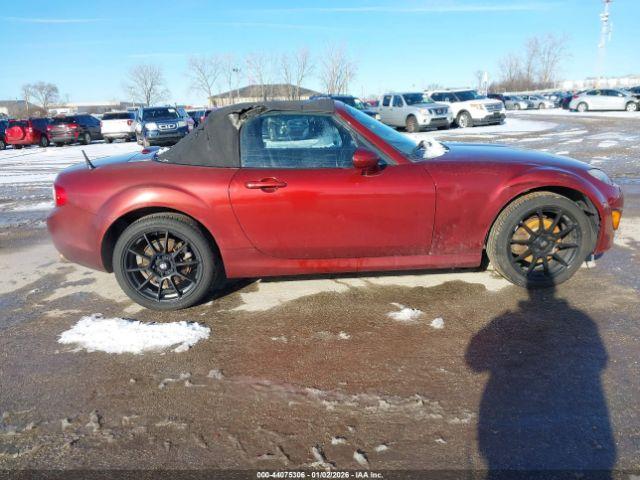 Mazda MX-5 Miata Touring Image 14