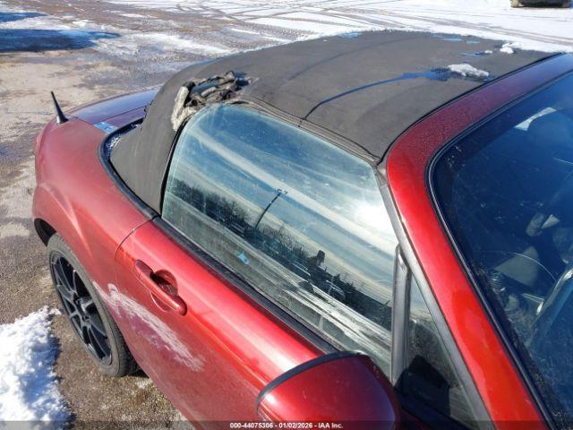 Mazda MX-5 Miata Touring Image 12