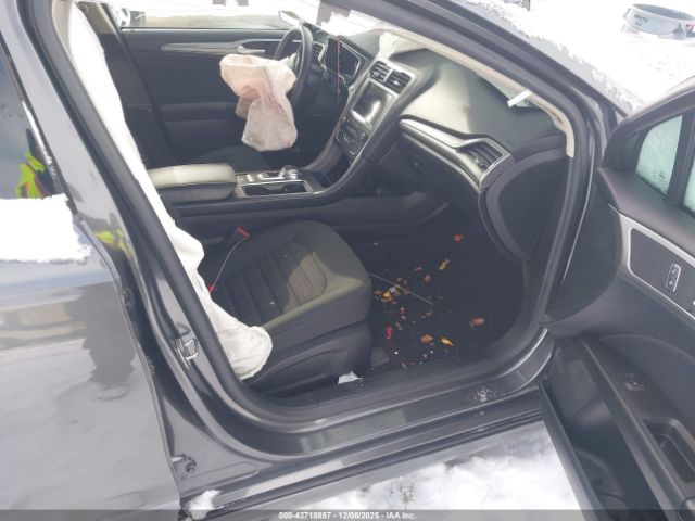 Ford Fusion Se Image 4