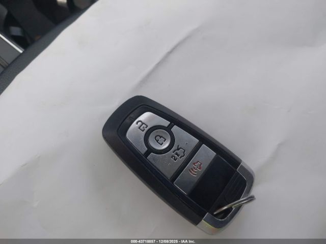 Ford Fusion Se Image 9