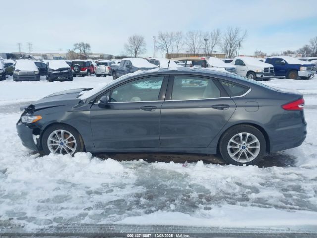 Ford Fusion Se Image 14