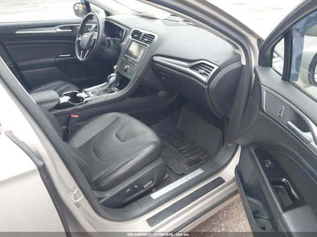 Ford Fusion Titanium Image 9