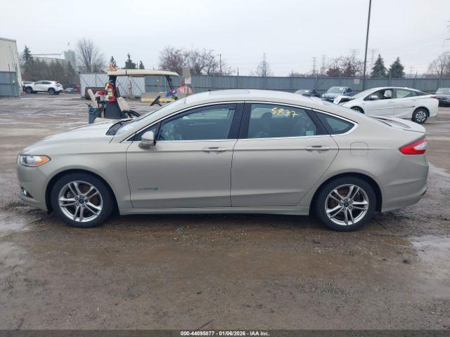 Ford Fusion Titanium Image 16