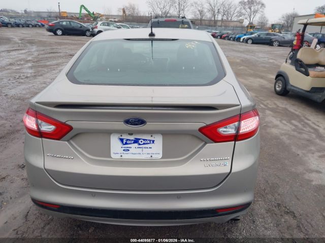 Ford Fusion Titanium Image 2