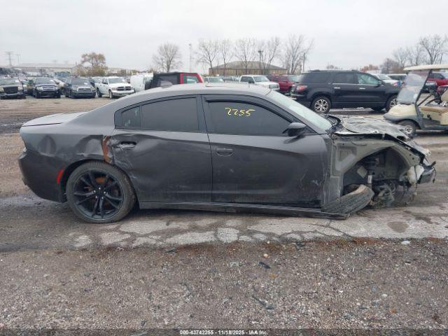 Dodge Charger Image 8