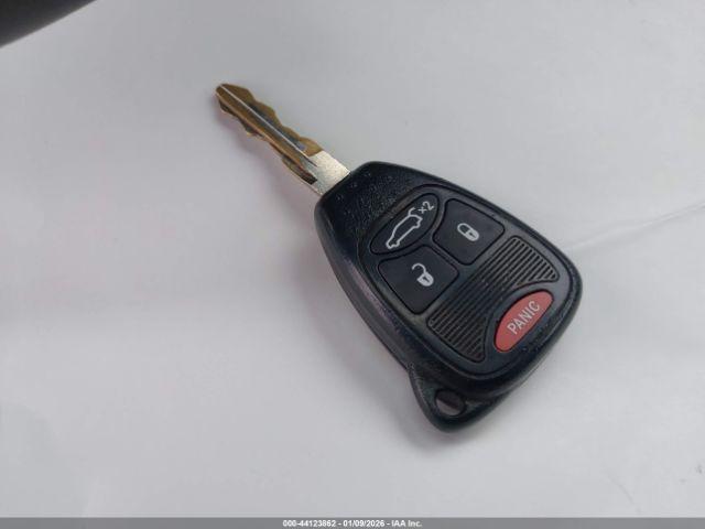 Dodge Avenger Sxt Image 10